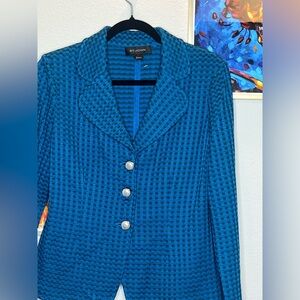 St. John Blue Knit Blazer w Faux Pearl Buttons